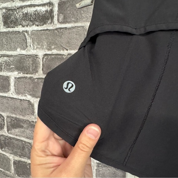Lululemon Speed Short 4-way Stretch 2.5" Black shorts - Picture 7 of 9
